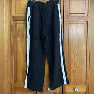 Simply Vera Wang stripe black paper bag drawstring pants